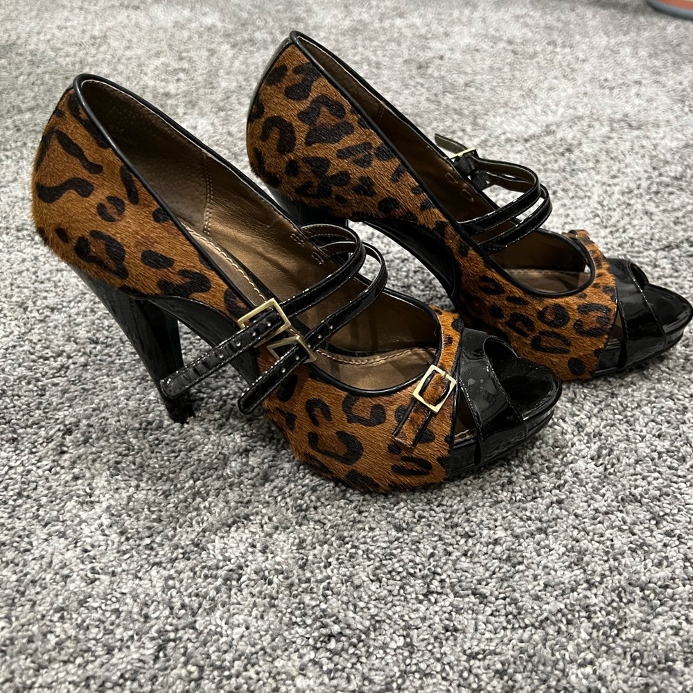 Cheetah leopard heels